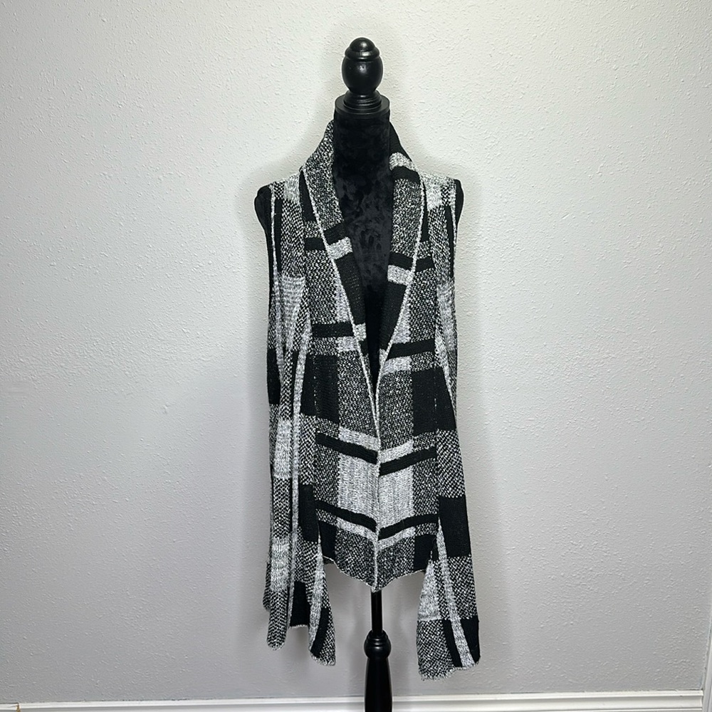 Joseph A Women’s Knit Long Vest - Size 1X - Black & White Plaid - Plus Size